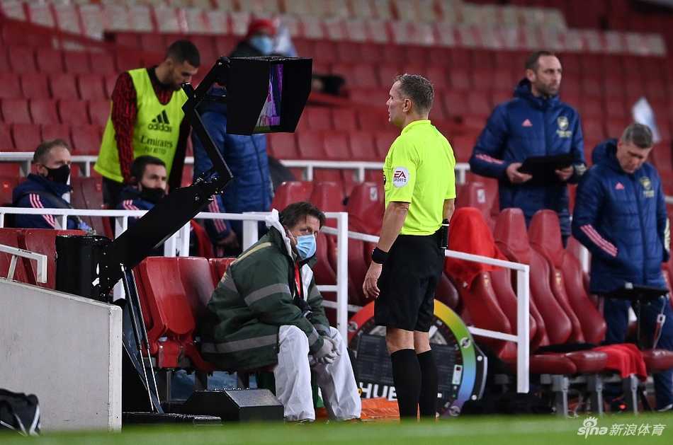 [英超]阿森纳0-1伯恩利