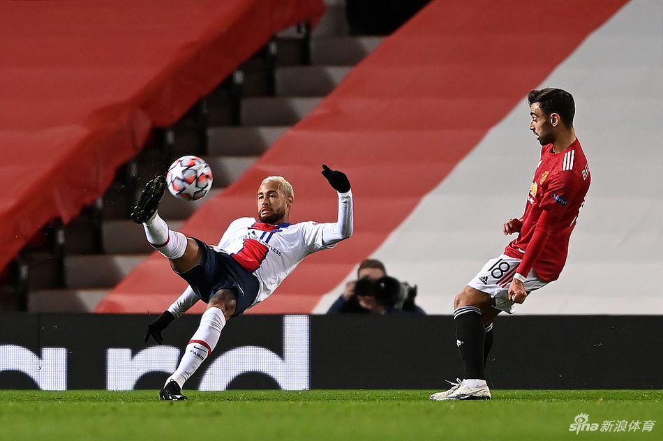 [欧冠]曼联1-3巴黎 内马尔双响