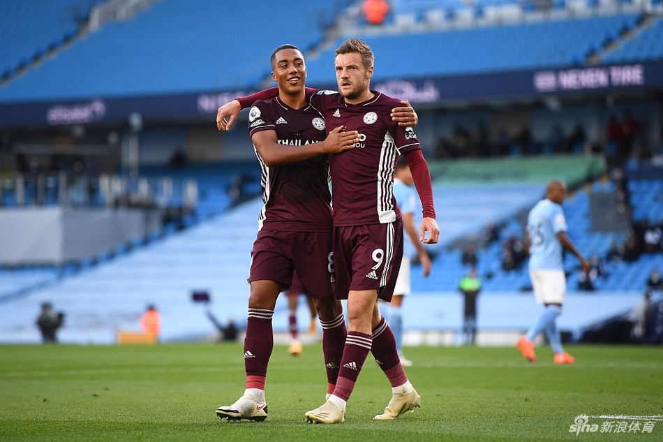 [英超]曼城2-5莱斯特城 瓦尔迪戴帽