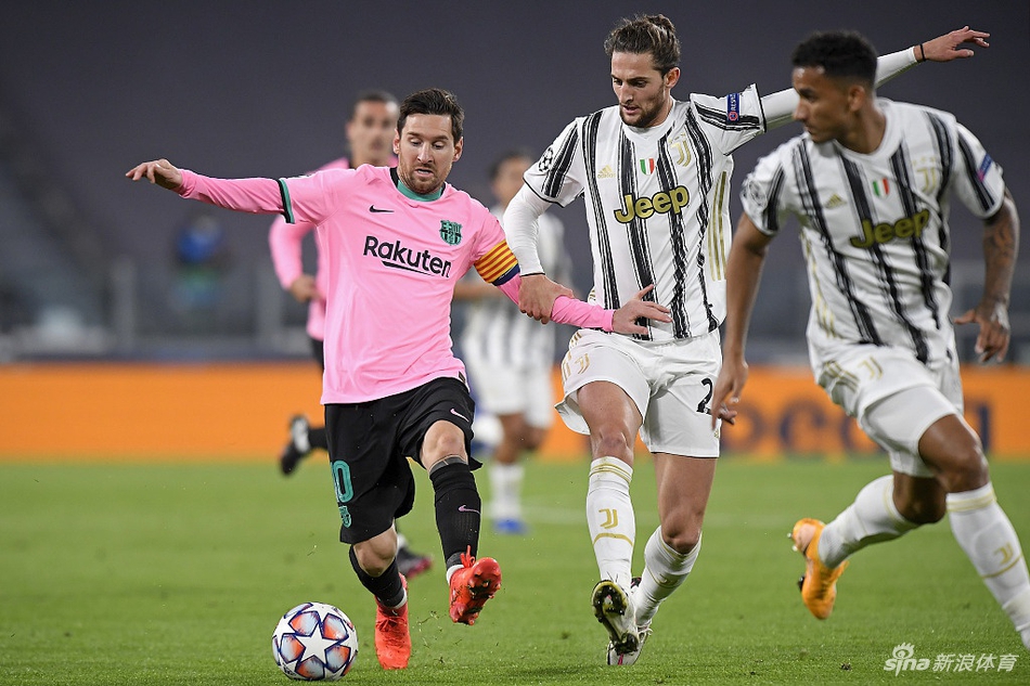 [欧冠]巴萨2-0完胜尤文 梅西点球+助攻