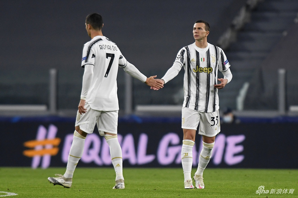 [欧冠]尤文2-1费伦茨城 C罗破门莫拉塔绝杀