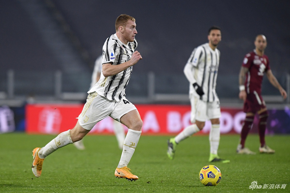 [意甲]尤文2-1都灵 博努奇绝杀