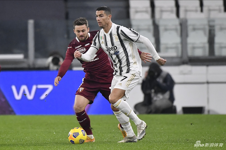 [意甲]尤文2-1都灵 博努奇绝杀