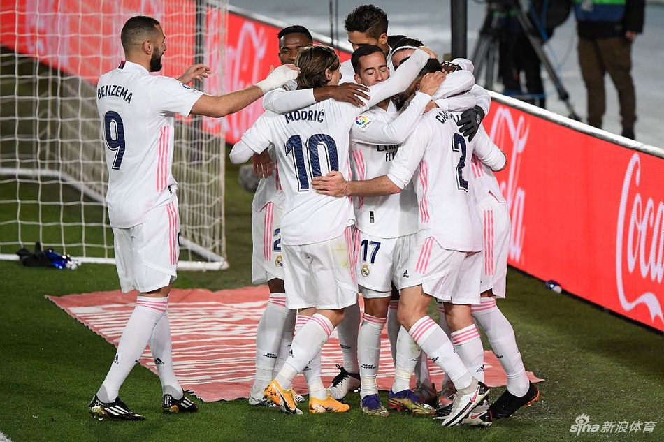 [西甲]皇马2-0马竞