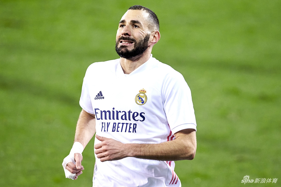 [西甲]埃瓦尔1-3皇马 本泽马传射收获4连胜