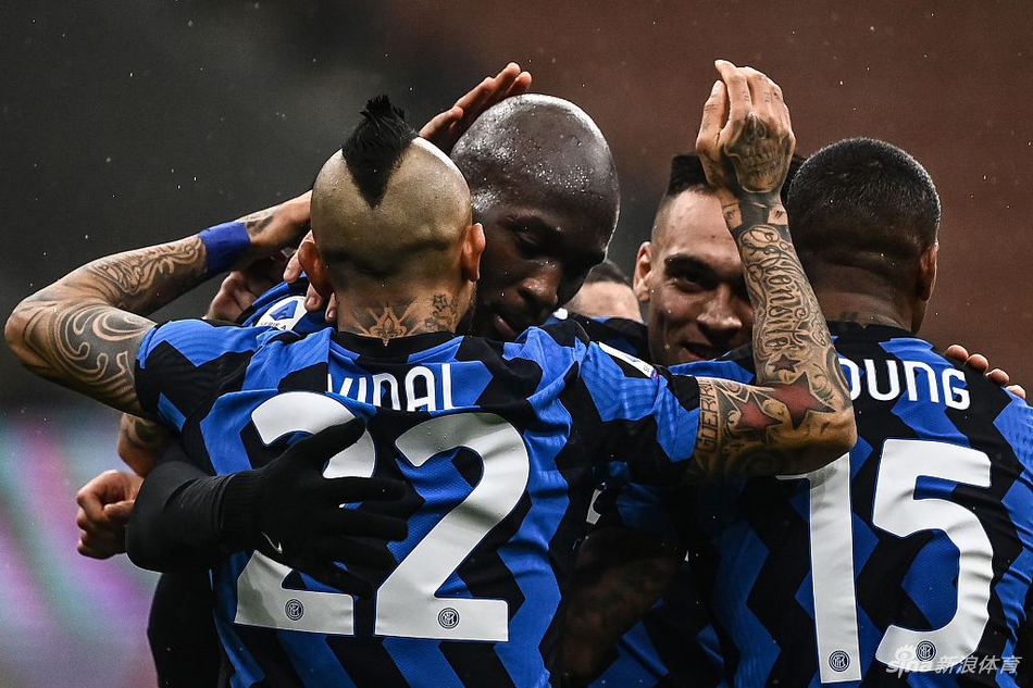 [意甲]国米2-1斯佩齐亚 卢卡库点射夺6连胜