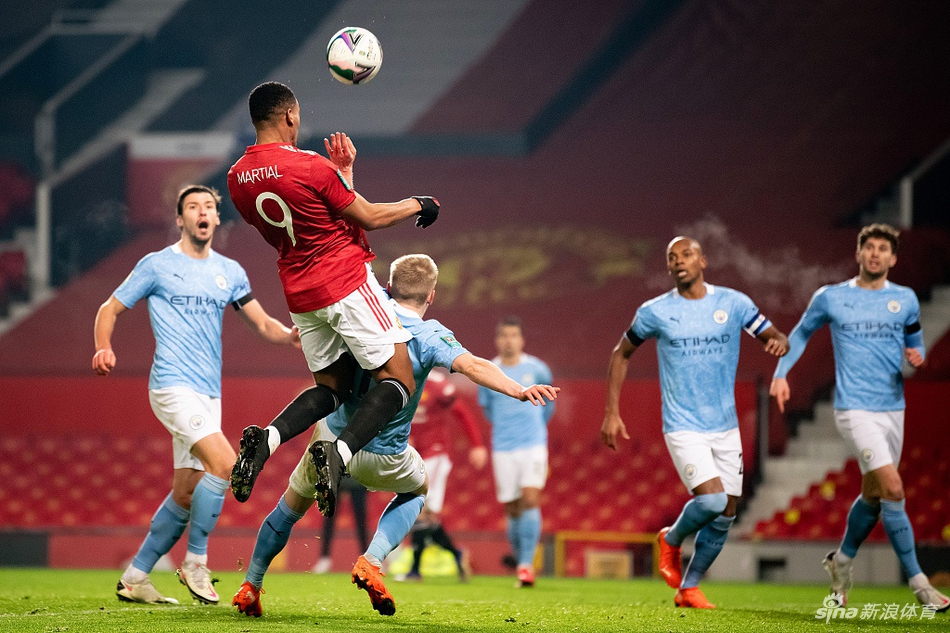 [联赛杯]曼联0-2曼城