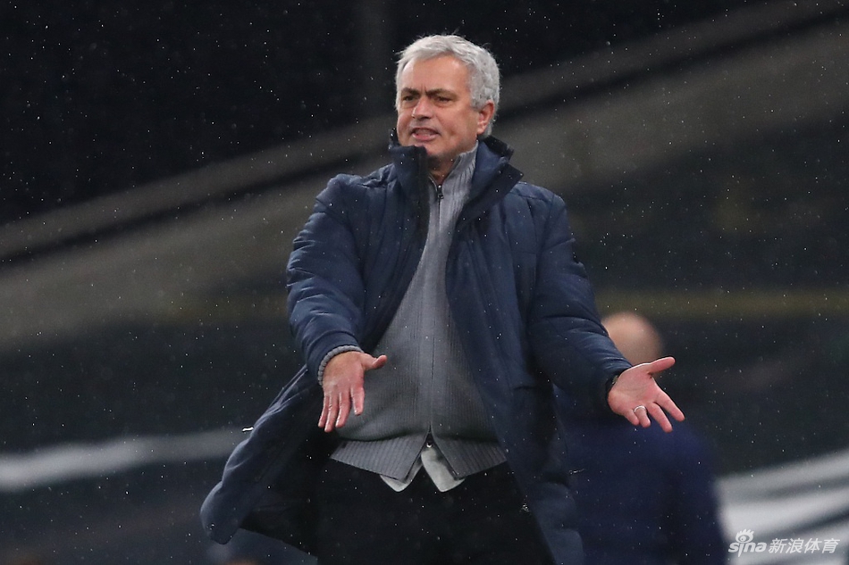 [英超]热刺1-3利物浦