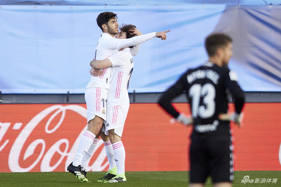 [西甲]皇马1-2莱万特