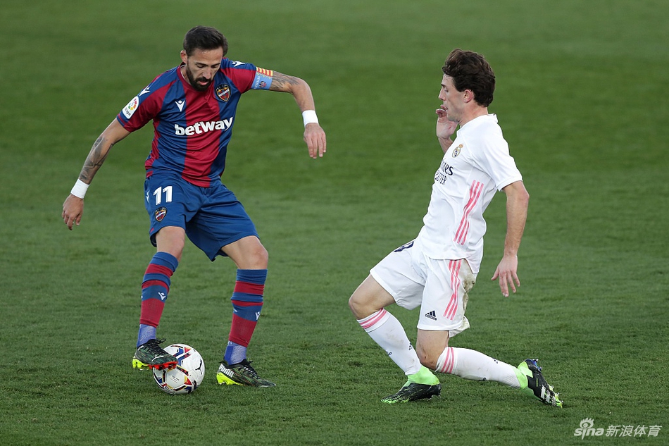 [西甲]皇马1-2莱万特