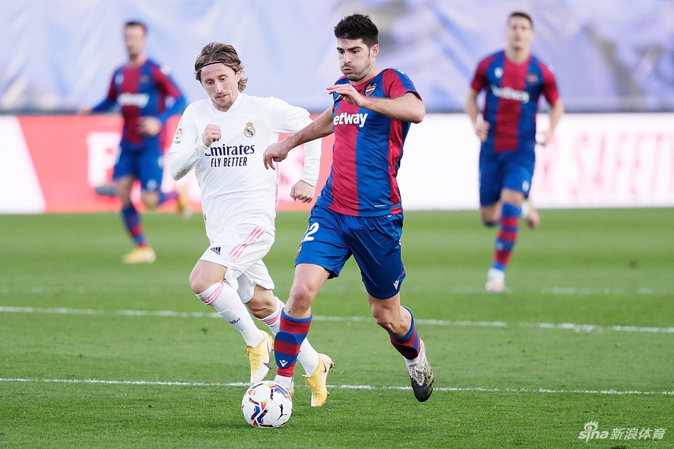 [西甲]皇马1-2莱万特