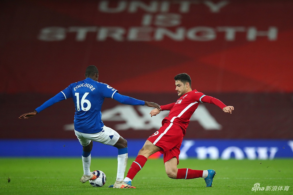 [英超]利物浦0-2埃弗顿