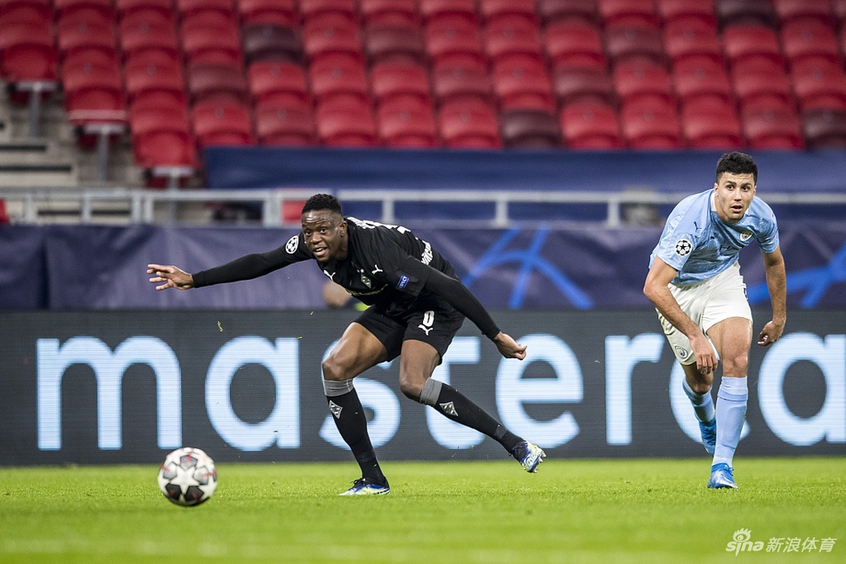[欧冠]门兴0-2曼城 贝尔纳多传射