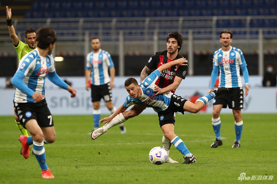 [意甲]AC米兰0-1那不勒斯