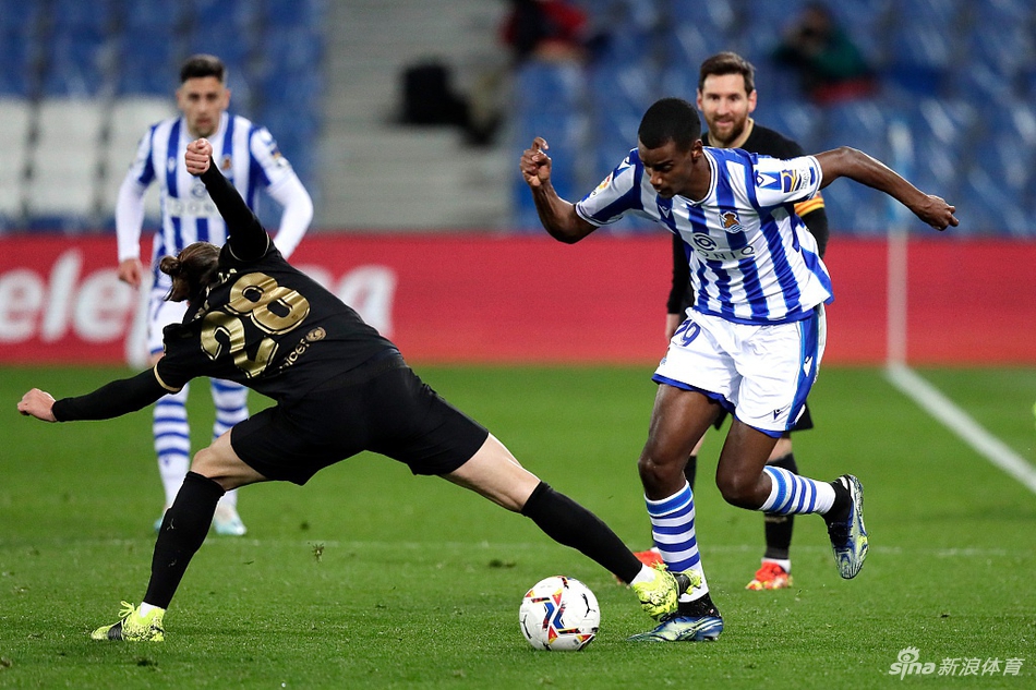 [西甲]巴萨6-1皇家社会