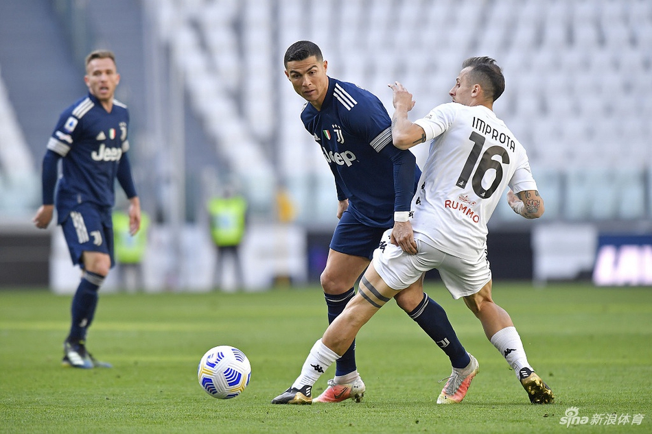 [意甲]尤文0-1贝内文托