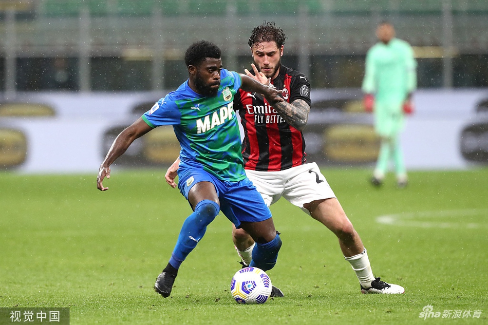 [意甲]AC米兰1-2萨洛索
