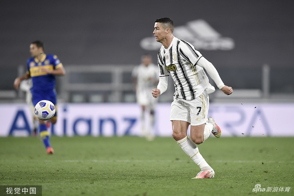 [意甲]尤文3-1帕尔马 C罗复出