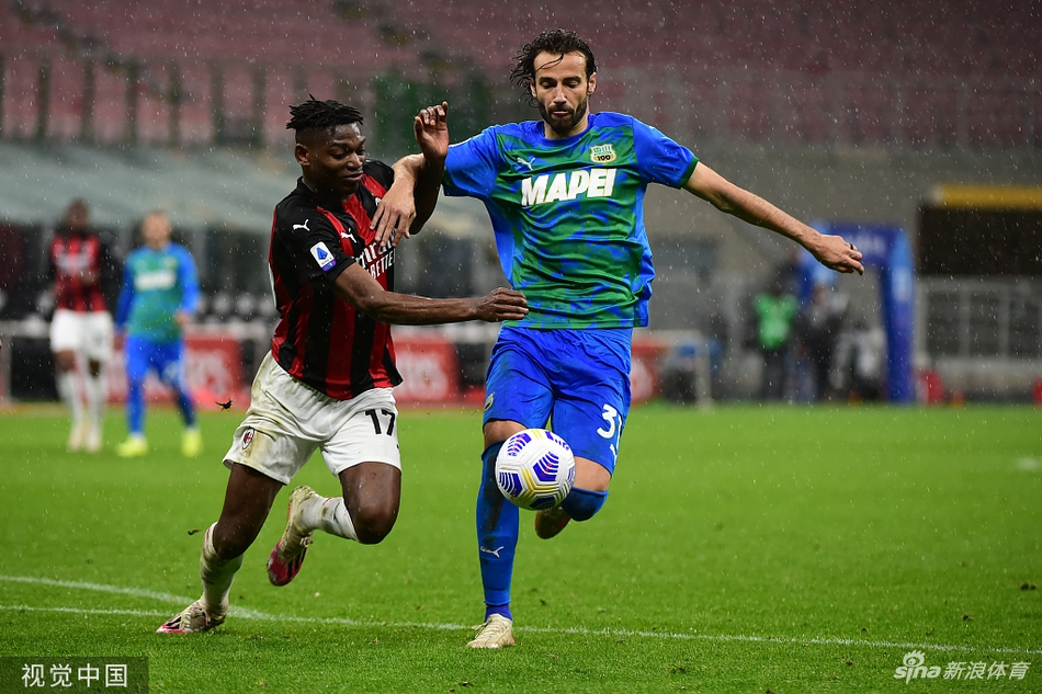 [意甲]AC米兰1-2萨洛索