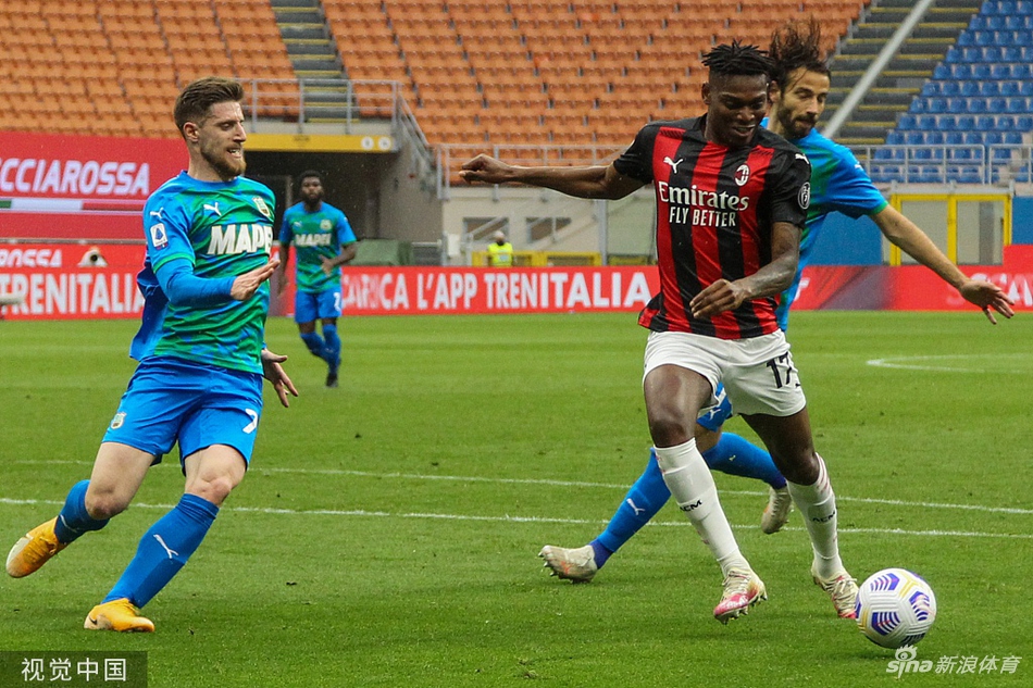 [意甲]AC米兰1-2萨洛索