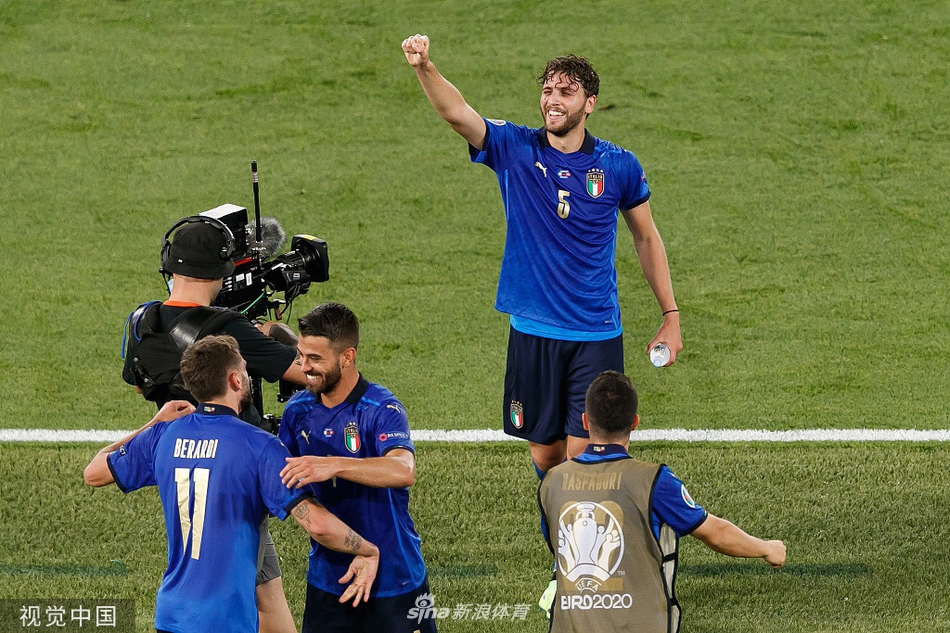 [欧洲杯]意大利3-0瑞士提前出线