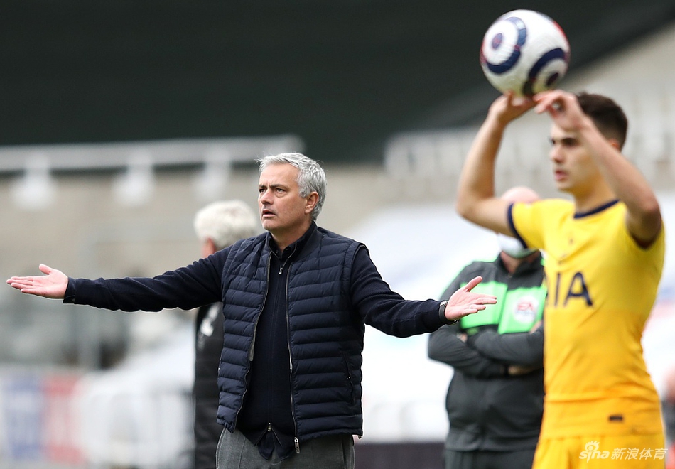 [英超]纽卡2-2热刺