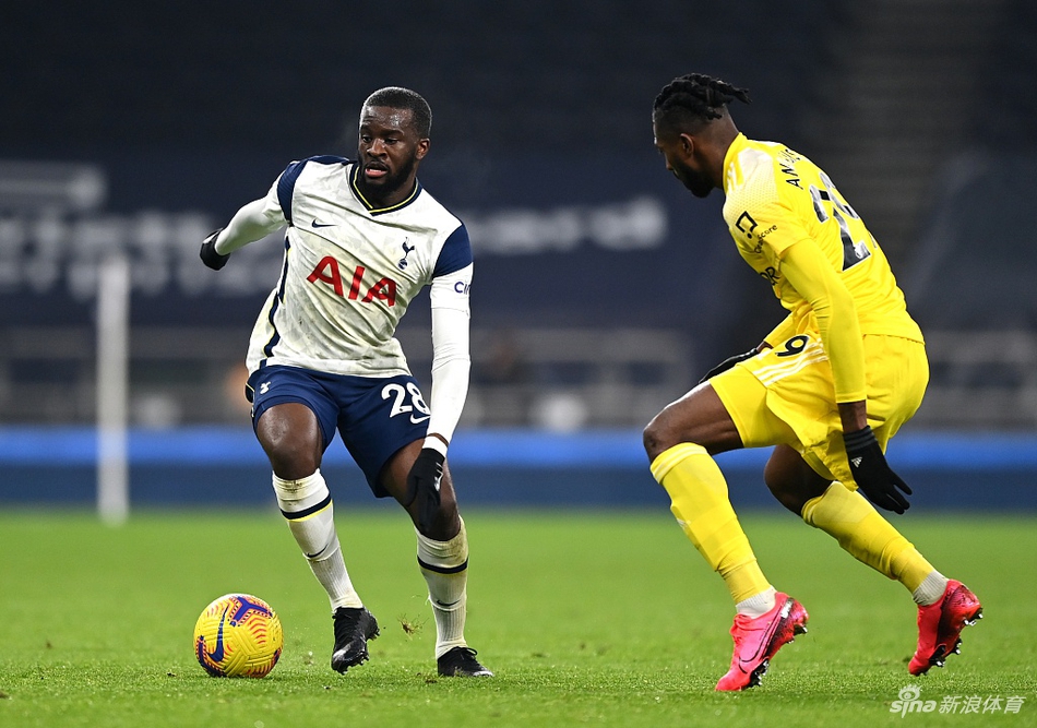 [英超]热刺1-1富勒姆