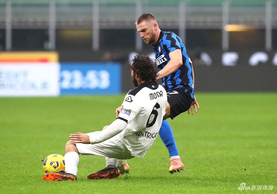 [意甲]国米2-1斯佩齐亚 卢卡库点射夺6连胜