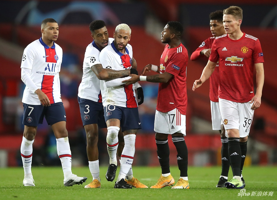 [欧冠]曼联1-3巴黎 内马尔双响