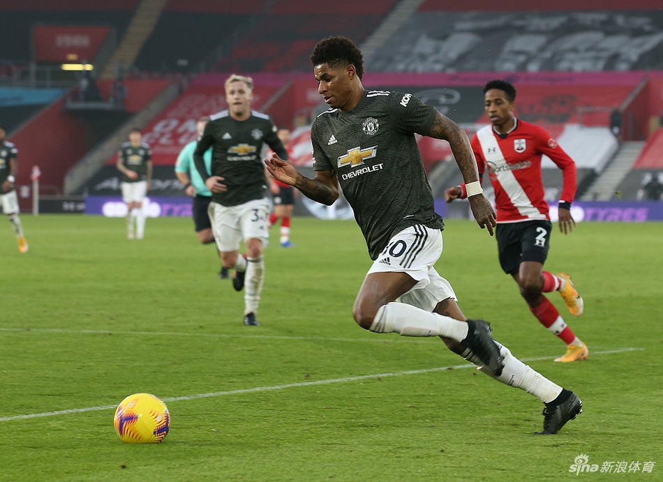 [英超]南安普敦2-3曼联 卡瓦尼绝杀