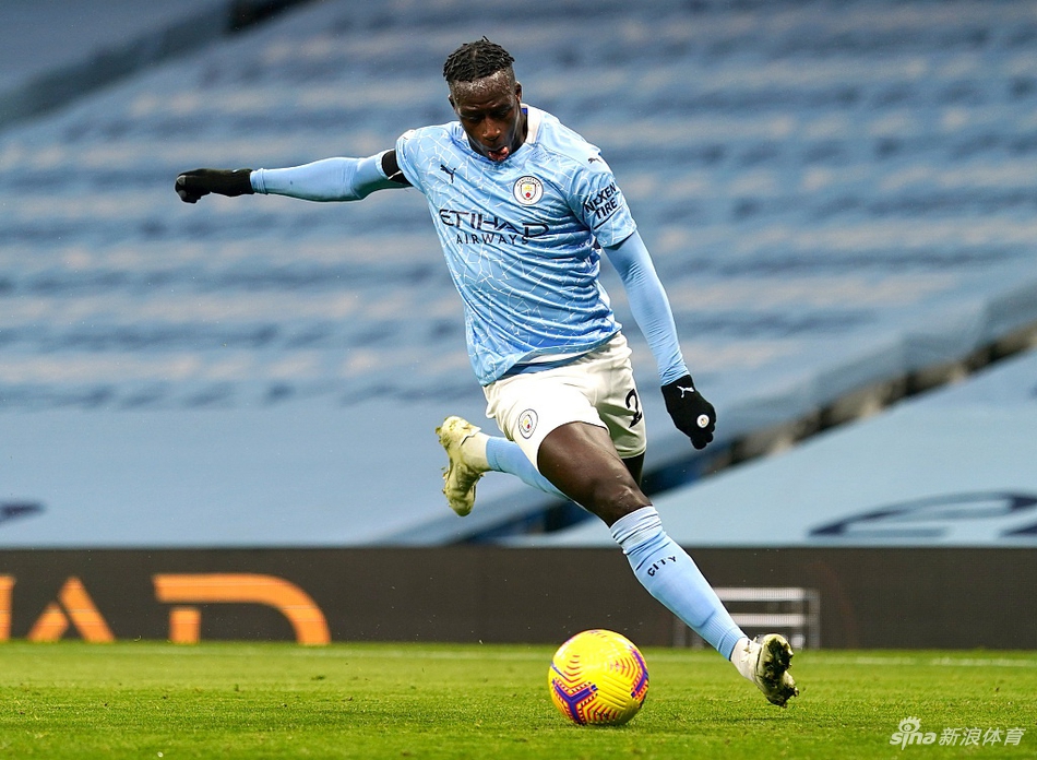 [英超]曼城5-0伯恩利 马赫雷斯戴帽