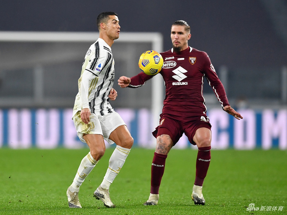 [意甲]尤文2-1都灵 博努奇绝杀