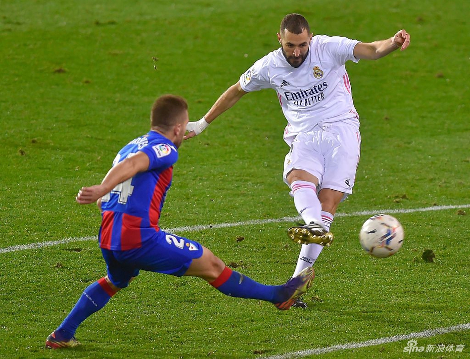 [西甲]埃瓦尔1-3皇马 本泽马传射收获4连胜