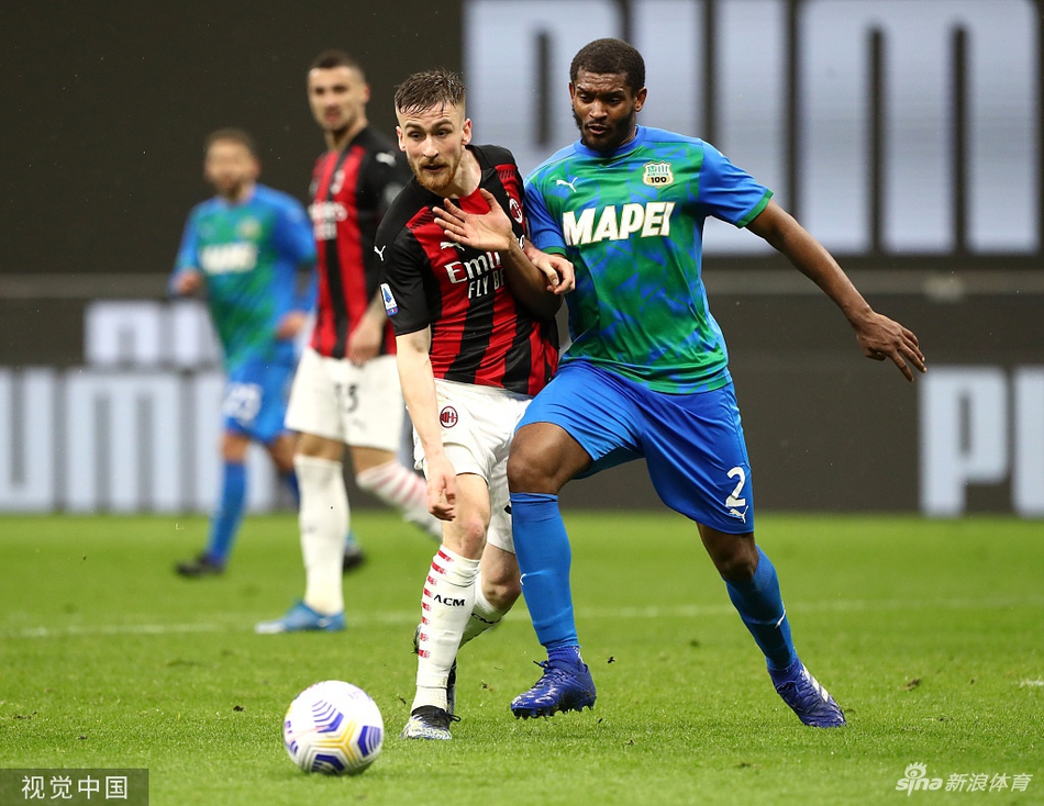 [意甲]AC米兰1-2萨洛索