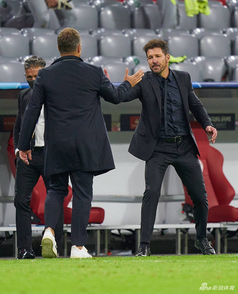 [欧冠]拜仁4-0马竞 科曼2射1传