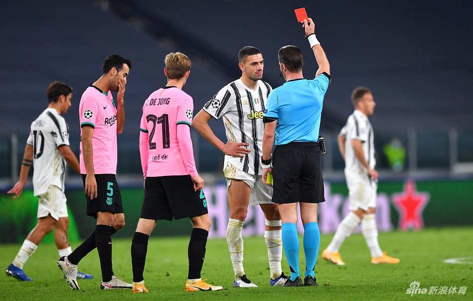 [欧冠]巴萨2-0完胜尤文 梅西点球+助攻