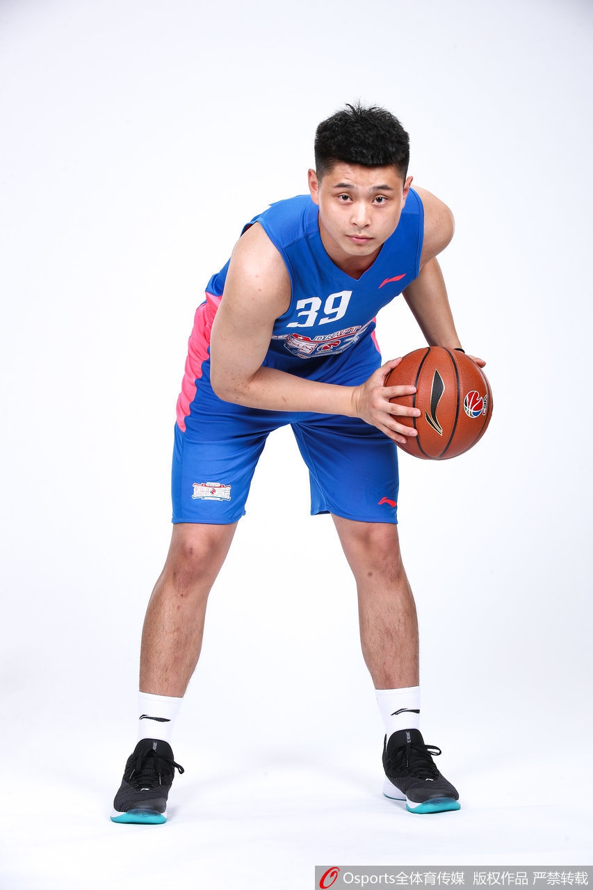 CBA选秀大会训练营球员官方写真