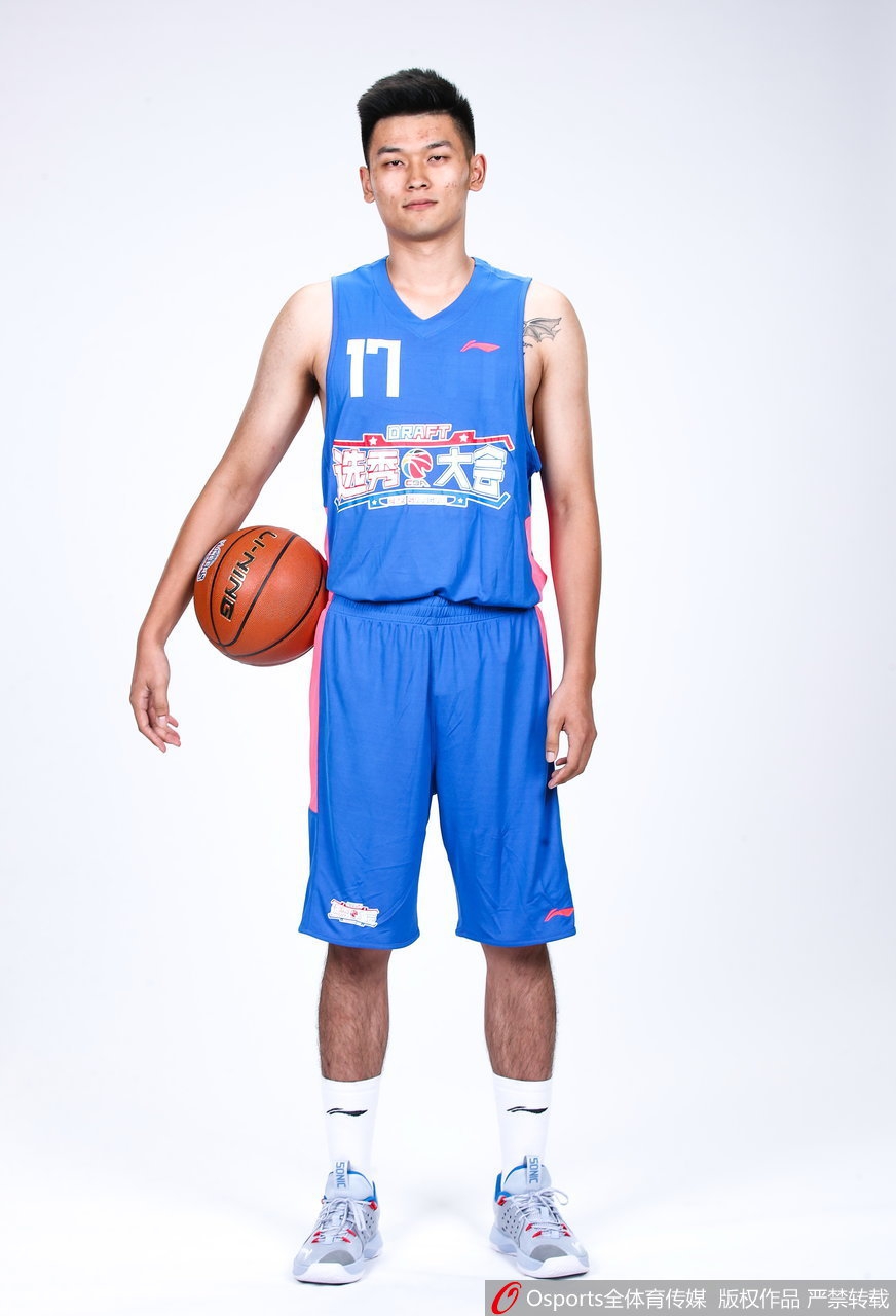 CBA选秀大会训练营球员官方写真