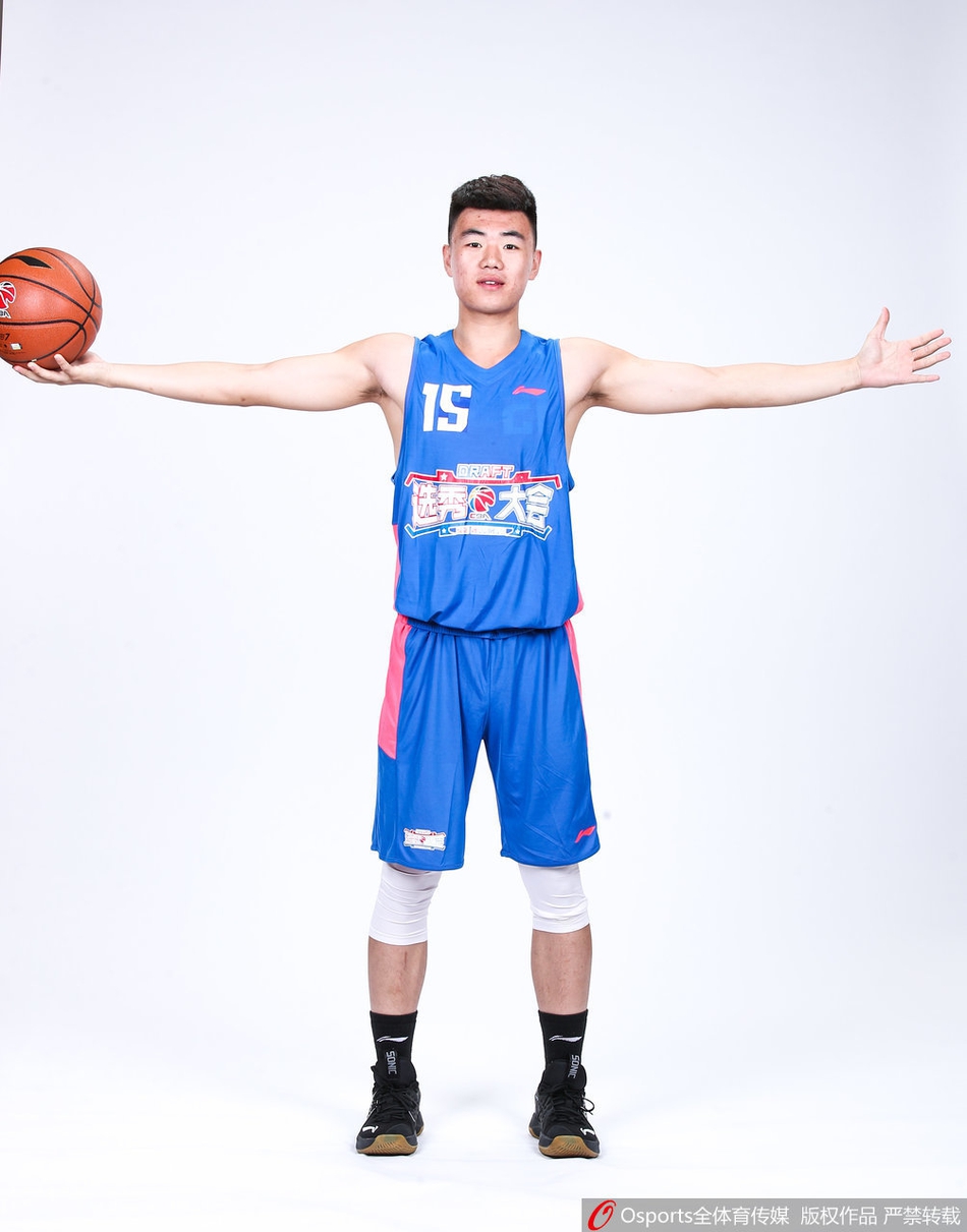 CBA选秀大会训练营球员官方写真