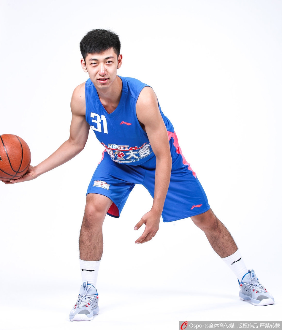 CBA选秀大会训练营球员官方写真