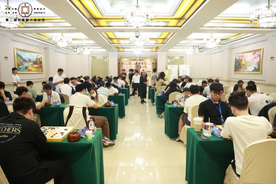 锵锵锵锵锵免费完整观看动漫最新章节免费不卡在线观看 