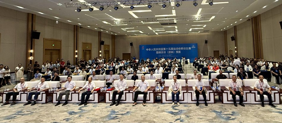 内蒙古自治区党委副书记、自治区政府主席王莉霞被查