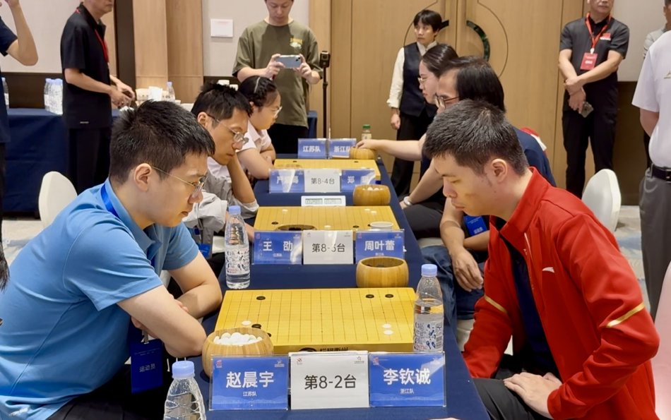 为了这座小城，俄军集结超10万兵力？