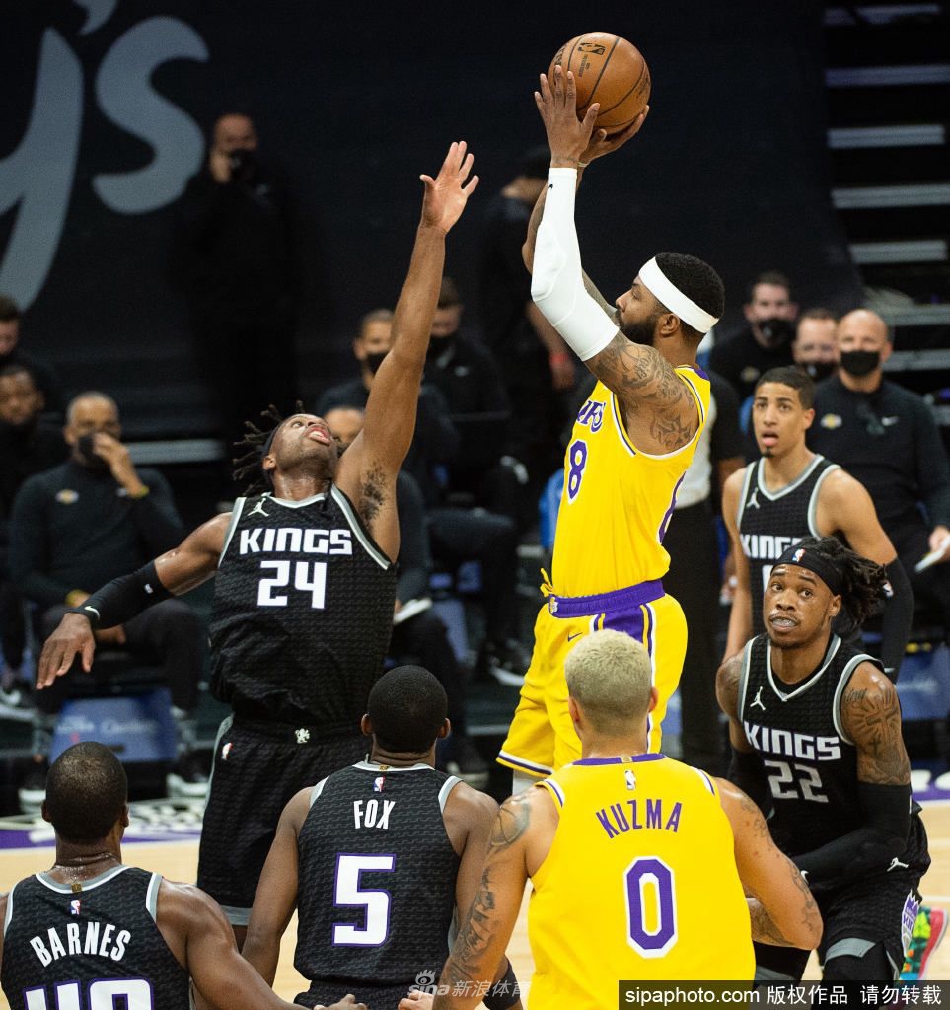 篮网正式签下自由球员马基夫-莫里斯