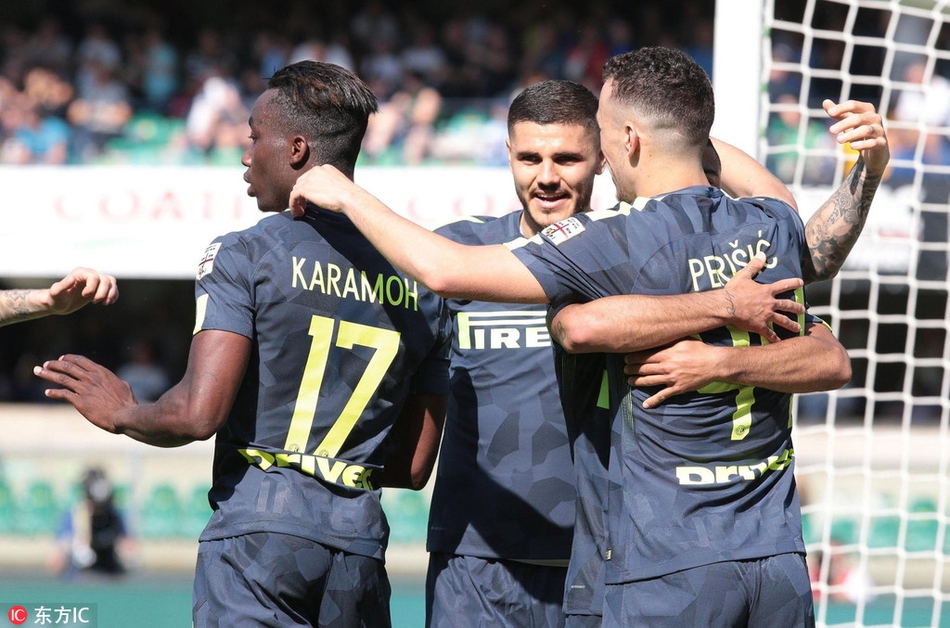 伊卡尔迪祝贺佩里西奇