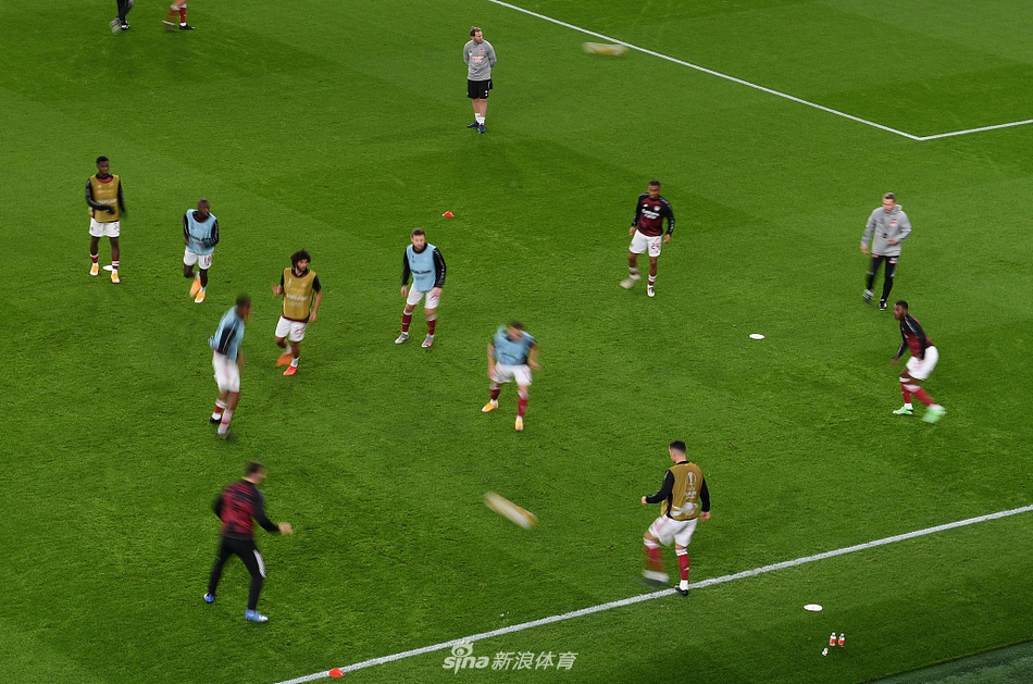 [欧联杯]阿森纳3-0邓多克