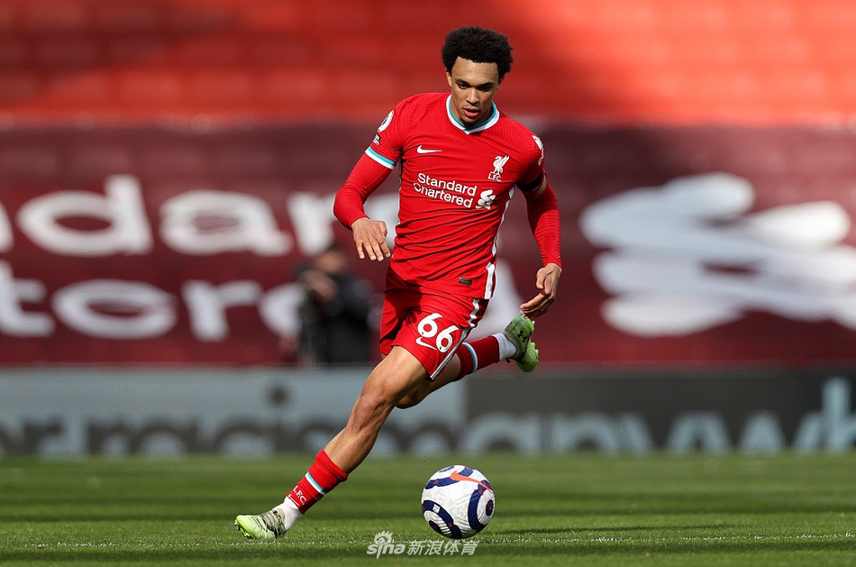 [英超]利物浦2-1维拉 阿诺德绝杀