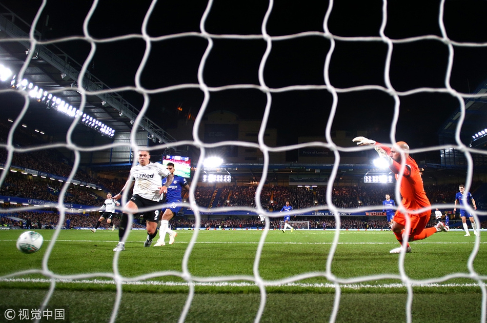 瓦格霍恩破门瞬间