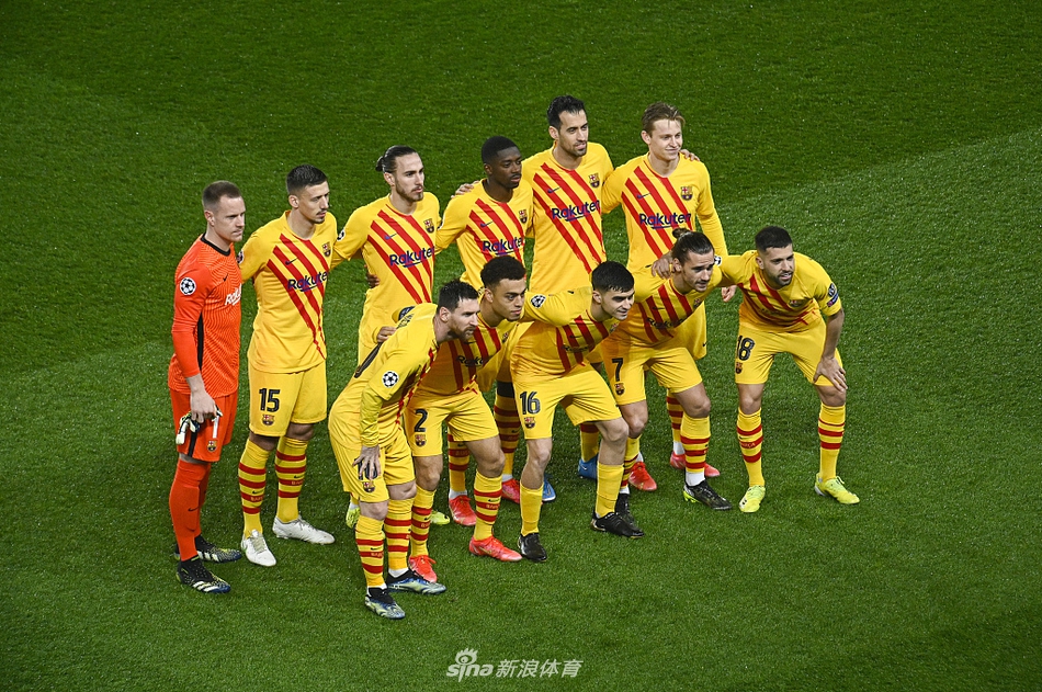 [欧冠]巴黎1-1巴萨 梅西破门+失点