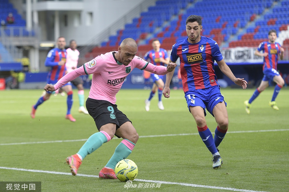 [西甲]埃瓦尔0-1巴萨 格列兹曼绝杀